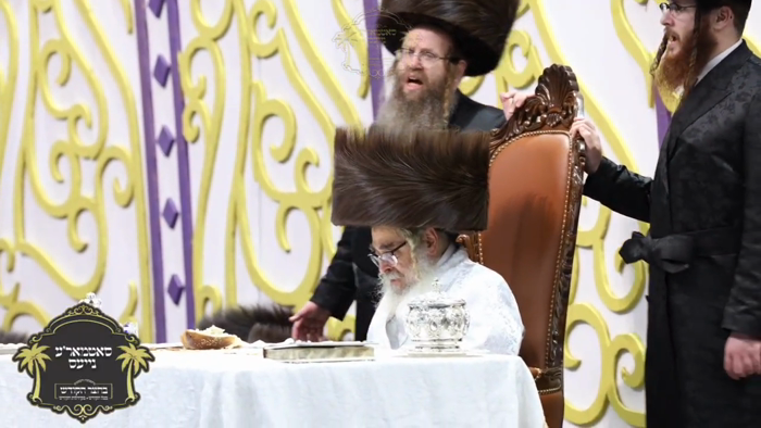 שלחן הטהור פון כ''ק רבינו הגה''ק שליט"א ליל הושענא