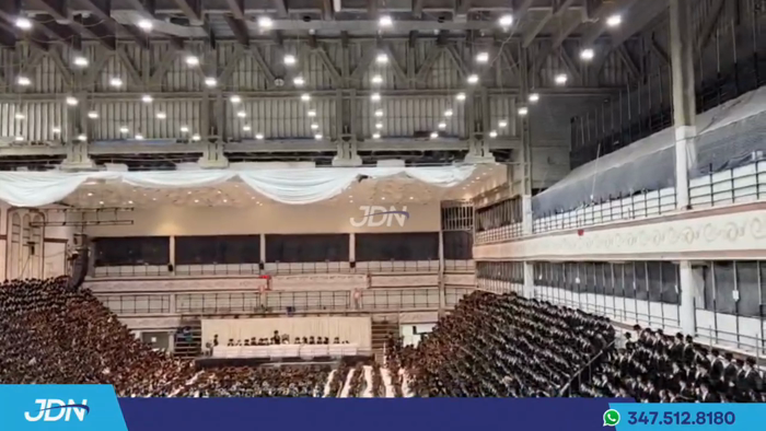 האדמו"ר מסקווירא ביים קלאטשן טיש - נעילת החג מוצאי
