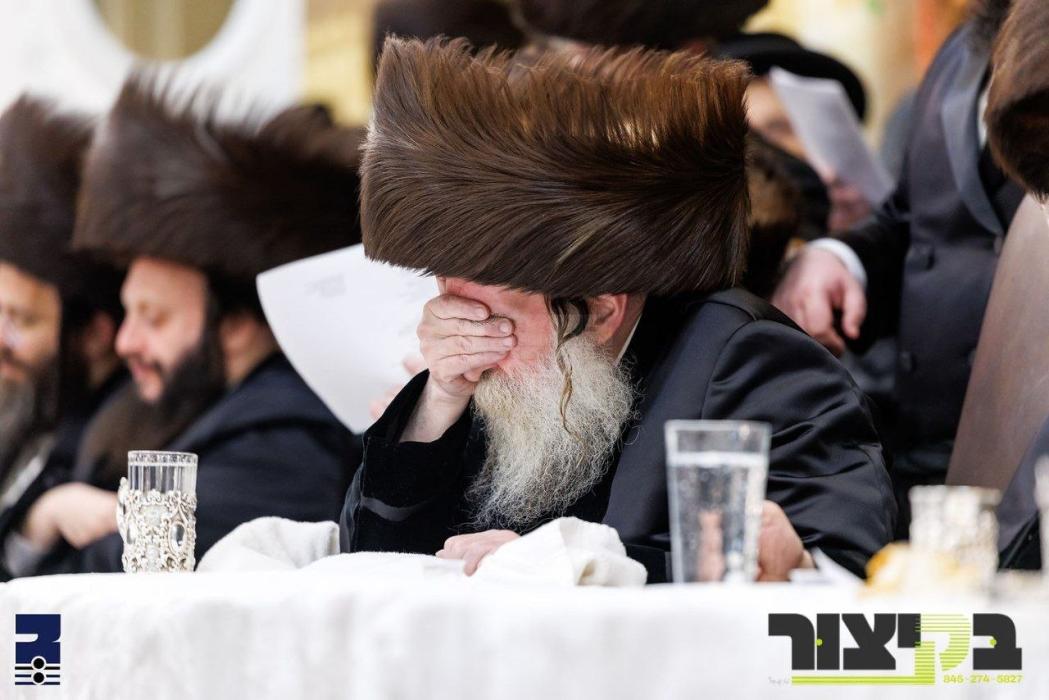 שטייענדיג ביים אנהייב פונעם נייעם ווינטער זמן ווען
