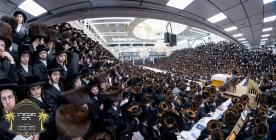 *וּבְכֵן צַדִּיקִים יִרְאוּ וְיִשְׂמָחוּ וִישָׁרִי