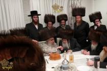 🌴בצל הקודש🌴 
רבינו שליט"א אויף א מסיבת לחיים אין ש