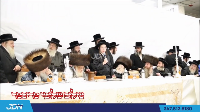 שמחת הבר מצוה פון אן אור אייניקל פון האדמו"רים מתו