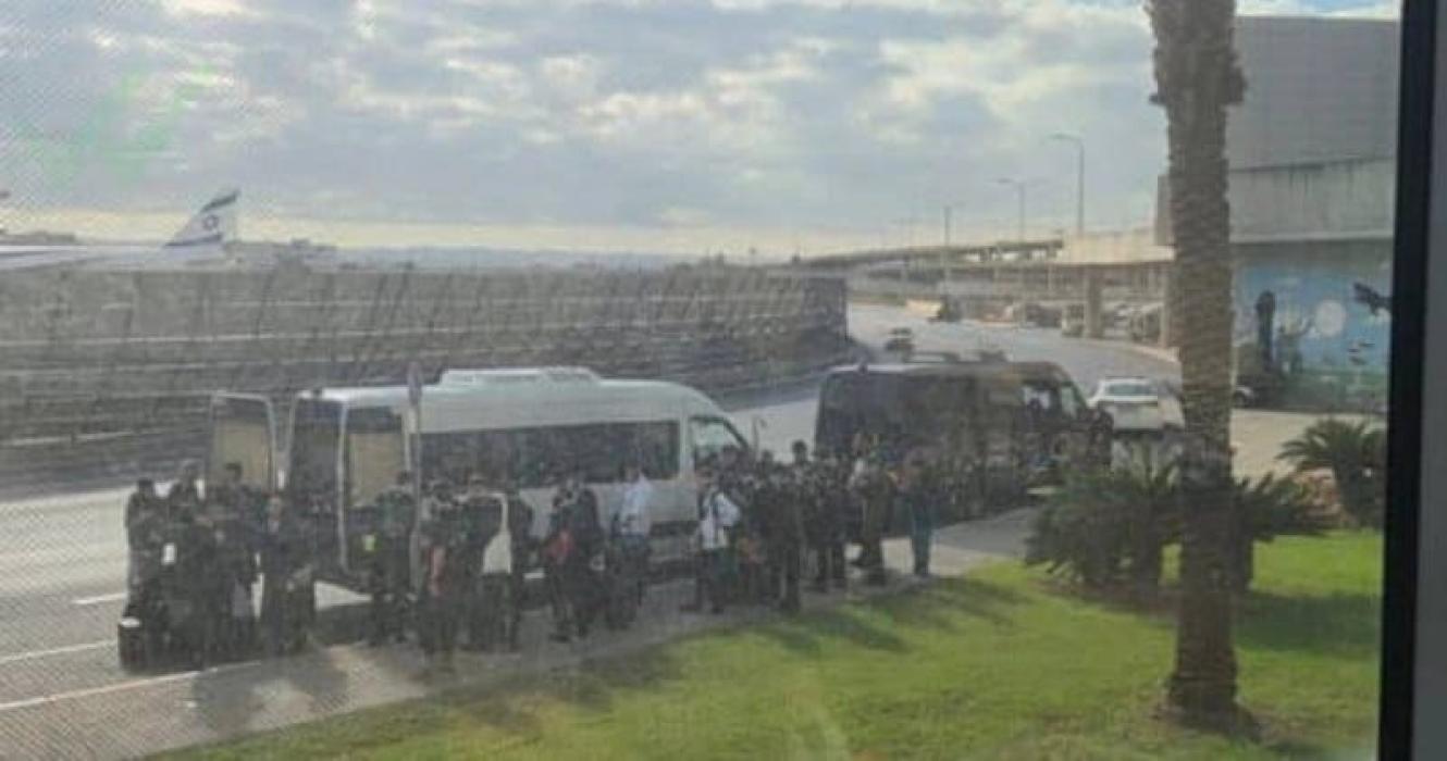 היינט אינדערפרי זענען 42 חב"ד בחורים ארעסטירט געוו