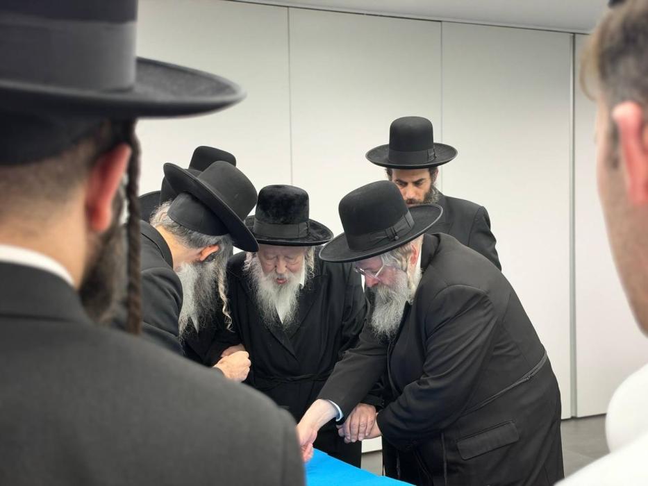 כ"ק אדמו"ר מגור שליט"א איז ערשינען צו אפגעבן זיין 