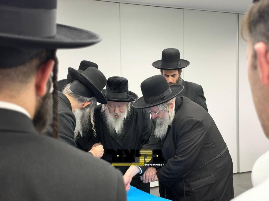 האדמו''ר מגור ביים אפגעבן זיין שטימע אין די בחירות